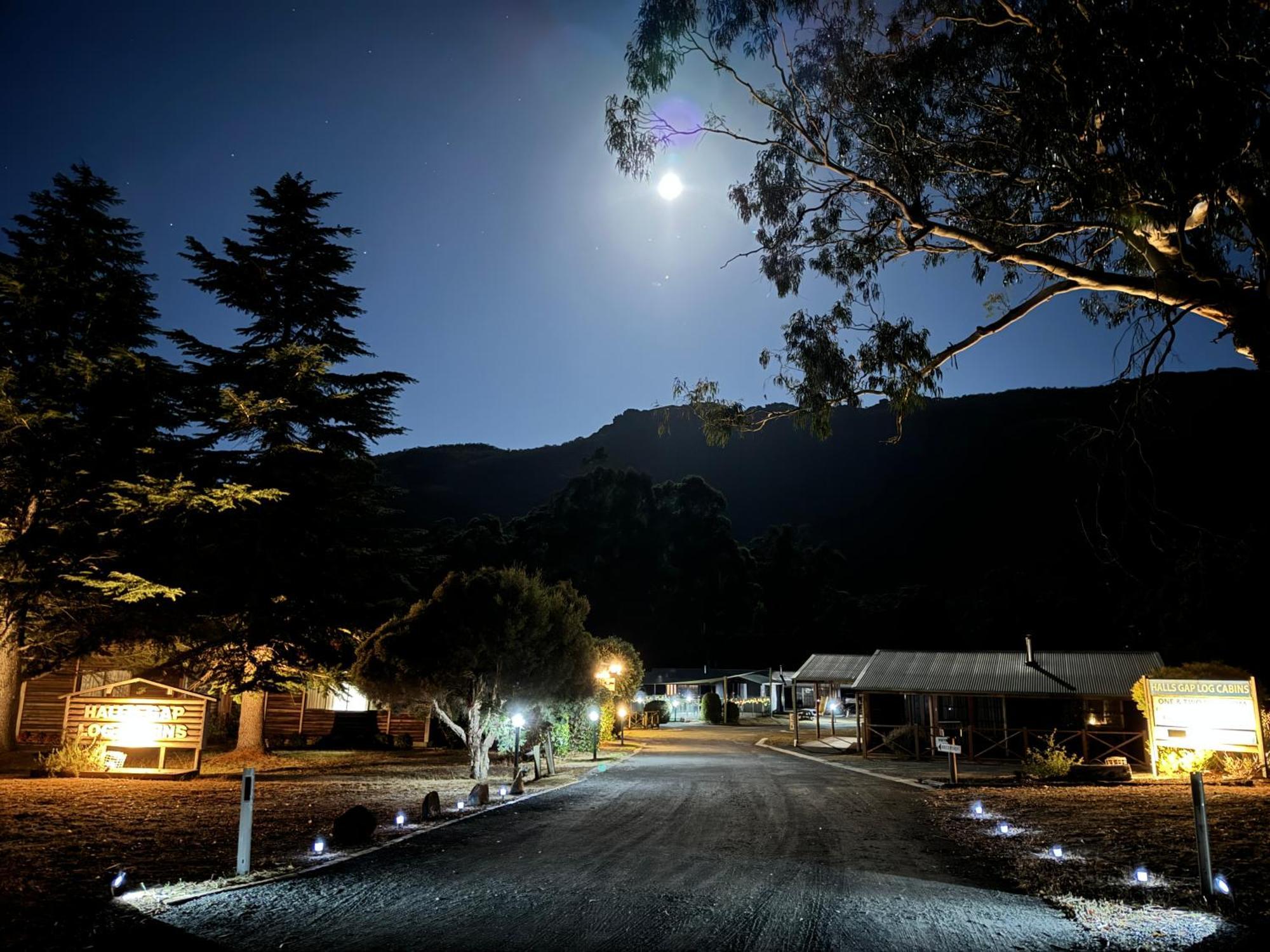 Halls Gap Log Cabins Exterior photo